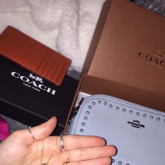 Coach purse - Picture 2 of 6